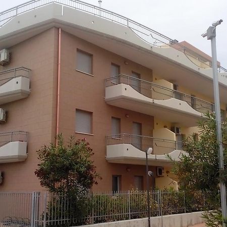 كامبومارينو Residence Albadorata المظهر الخارجي الصورة