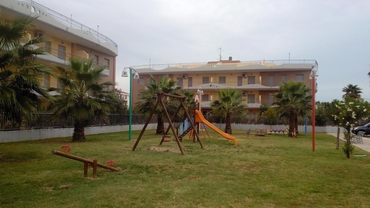 كامبومارينو Residence Albadorata المظهر الخارجي الصورة